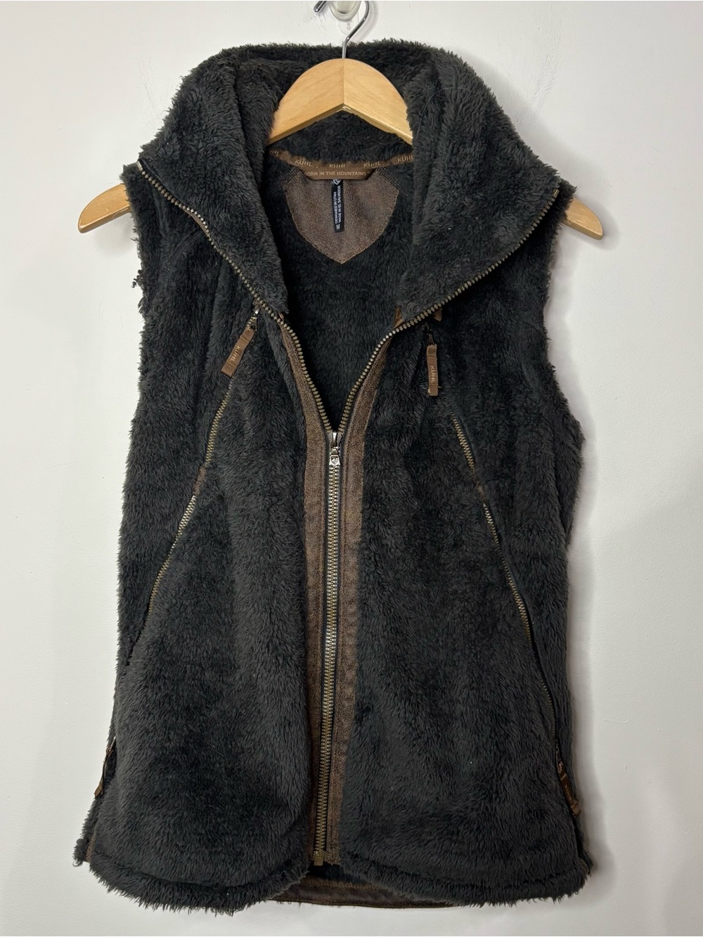 Kuhl Vest Women's M Flight Full Zip Deep Pile Fleece Stowaway Hood Brown